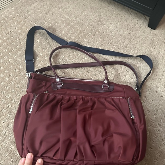 MZ Wallace great size tote with lots of pockets and 3 different straps - Picture 2 of 9
